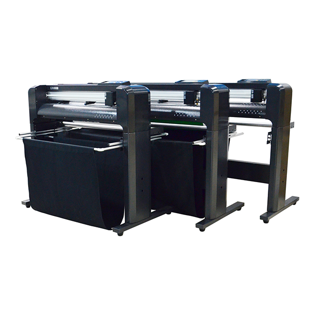 Plotter da taglio con alimentazione a rulli GR8000-80